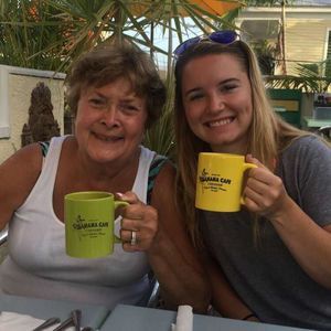 Meet your Posher, Kenzie